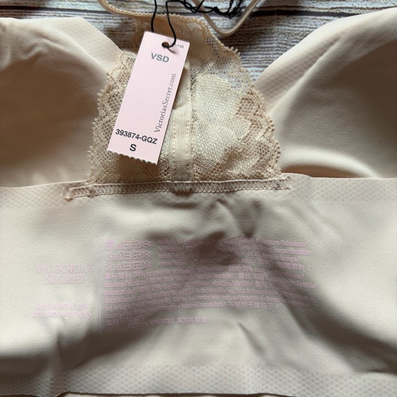Victoria’s Secret Seamless Naked Smooth Laser Cut Bralette NWT Women’s Small - Picture 4 of 5